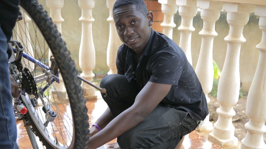 A Ugandan graduate can charge your phone with a bicycle tyre Afro News Wire