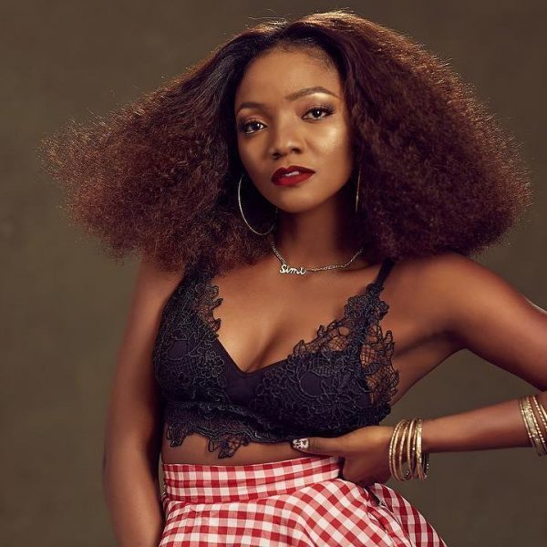 Simi seen performing with a visible bump Afro News Wire