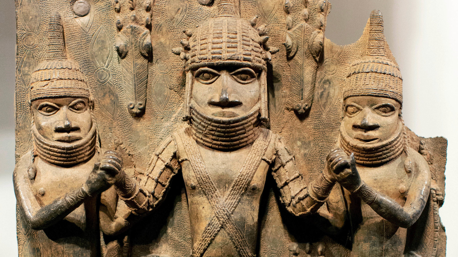 Germany to return 7,000 Benin artefacts to Nigeria no later than October Afro News Wire