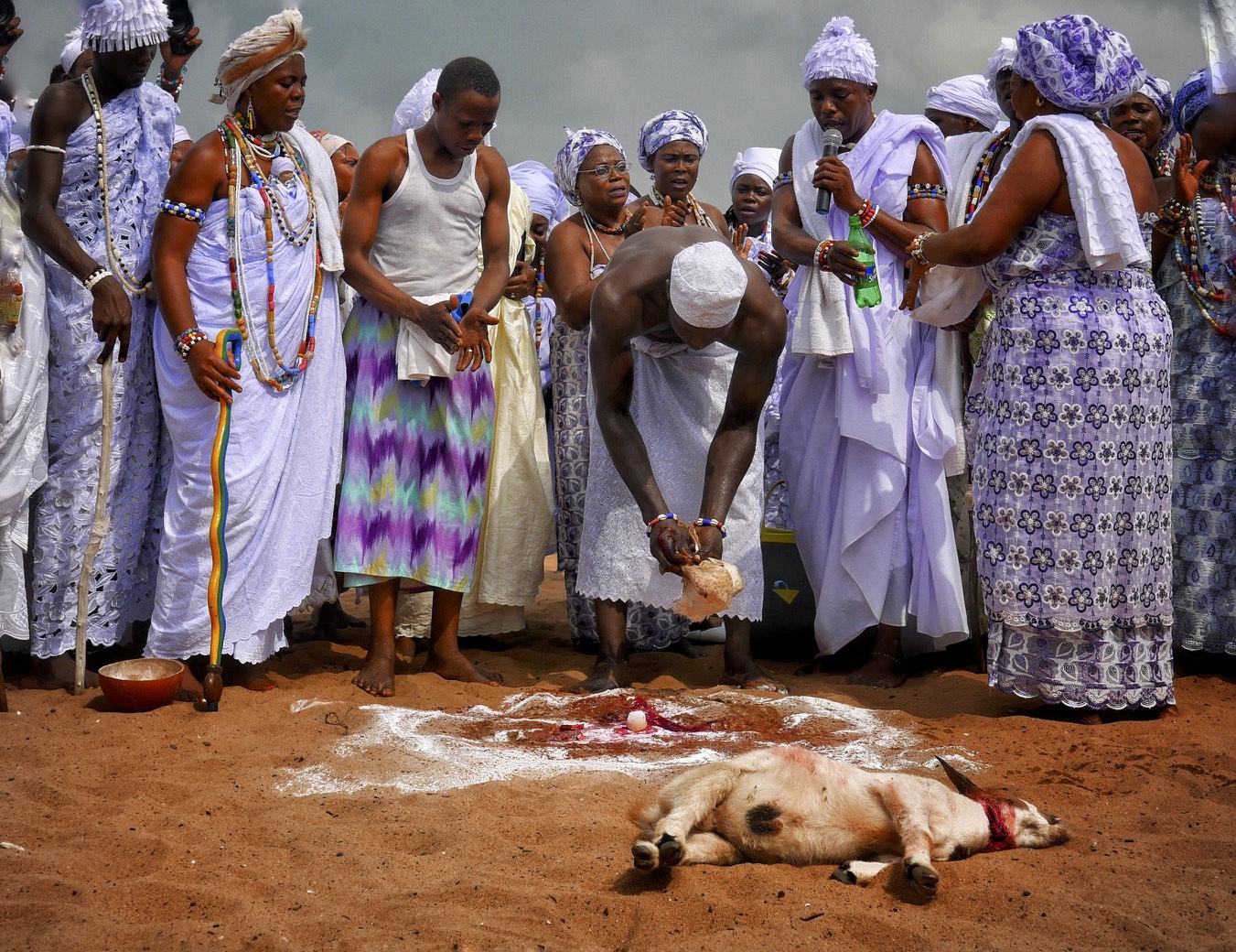 Voodoo worshippers gather in Benin to pay their respects. Afro News Wire