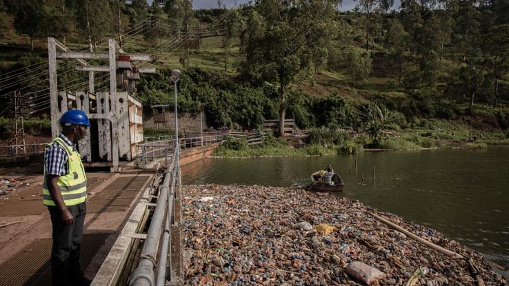 Plastic pollution clogs hydropower dam in DR Congo Afro News Wire