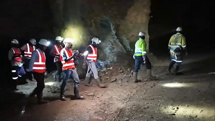 Authorities in Burkina Faso are cautiously optimistic, despite the fact that eight men remain trapped in a zinc mine. Afro News Wire