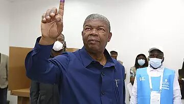 Angola's ruling party wins, and the current president is re-elected. Afro News Wire