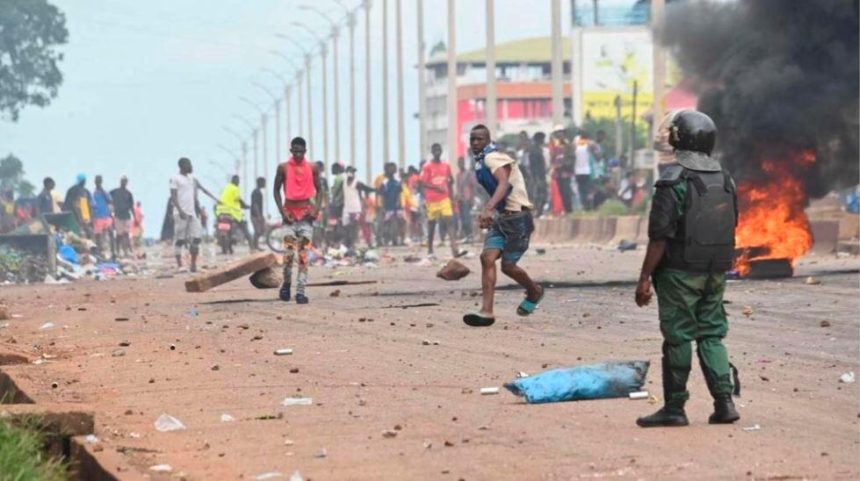violent fights during the anti-junta protest in Guinea Afro News Wire