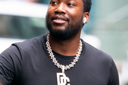 Meek Mill declares he "felt like a king" while filming his rap video in the Jubilee House. Afro News Wire