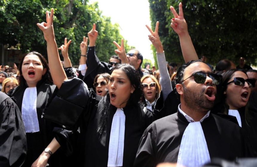 Tunisian Lawyers Protest Over Arrest and Alleged Beating of Colleagues Afro News Wire